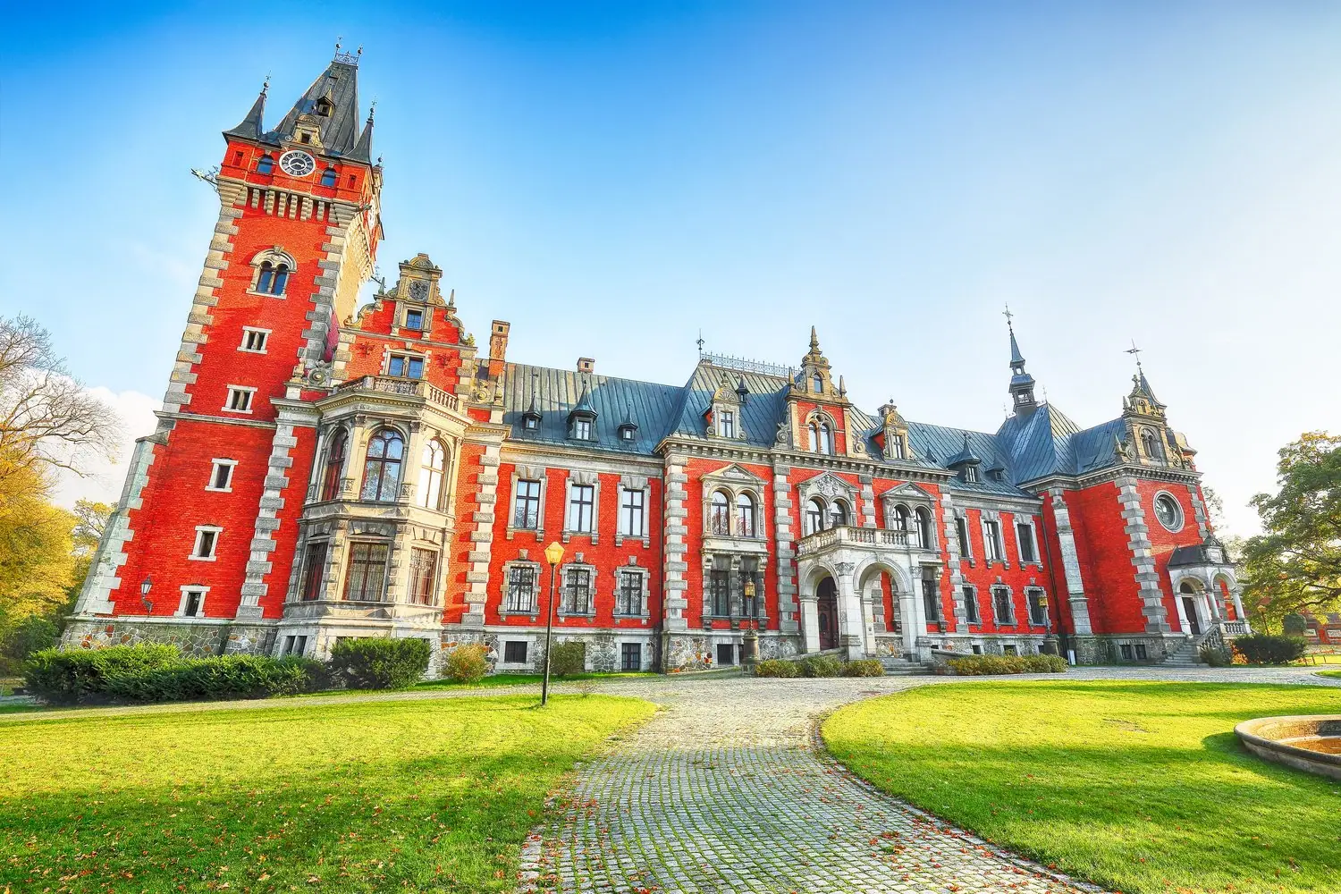 Gdańskie uczelnie wyższe: przewodnik dla przyszłych studentów